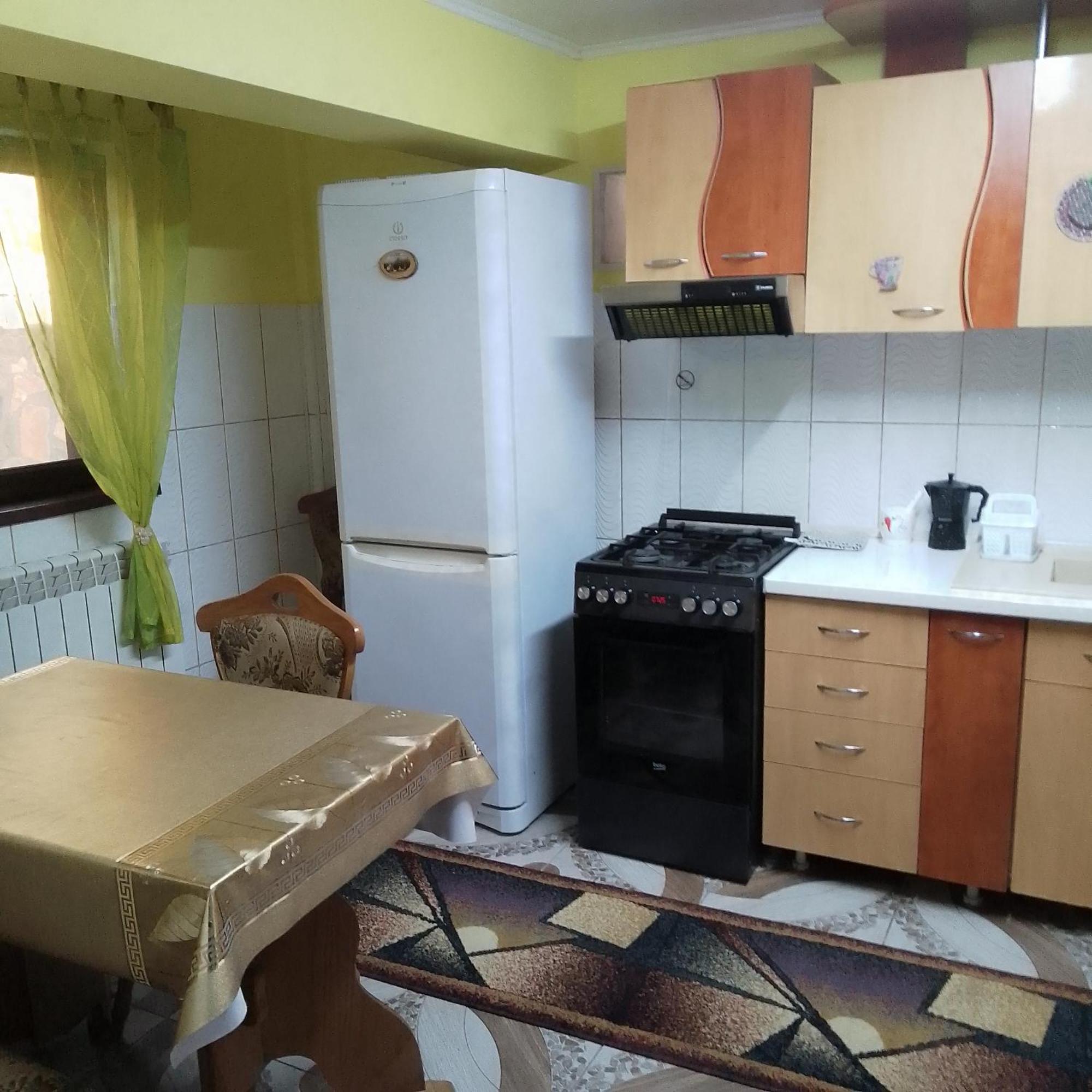 Casa Nicolas Буштені Екстер'єр фото
