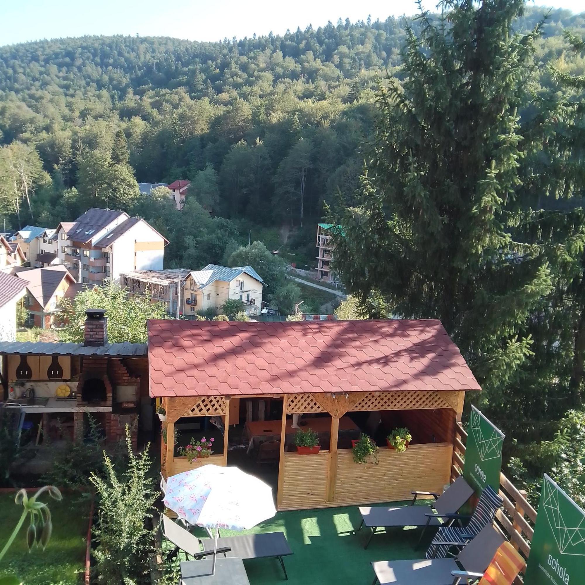 Casa Nicolas Буштені Екстер'єр фото
