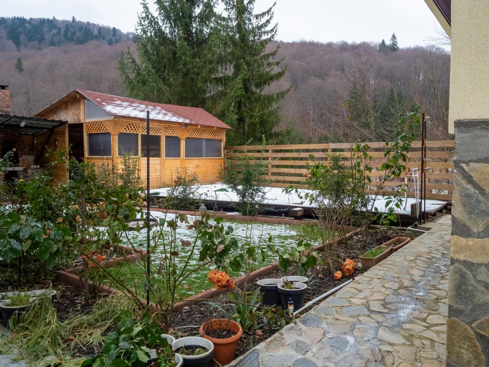 Casa Nicolas Буштені Екстер'єр фото